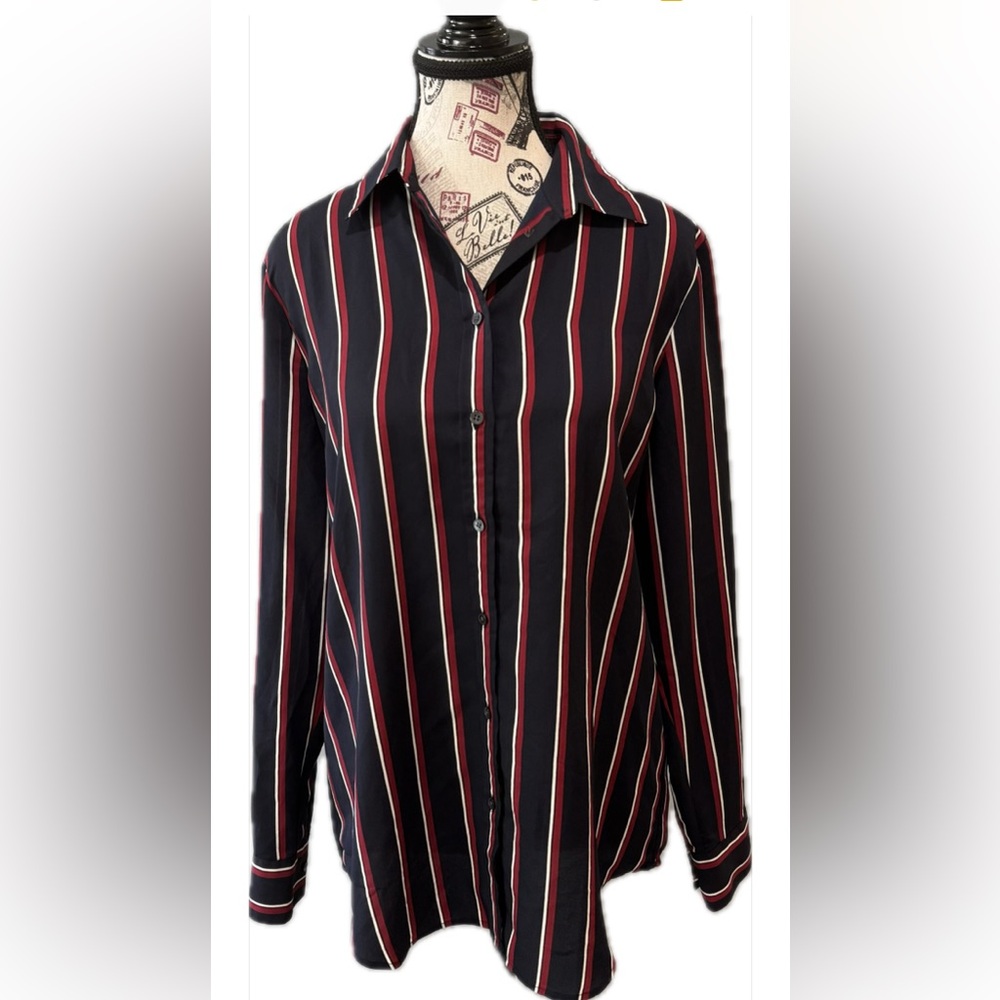 Banana Republic Navy Casual Button Down Shirt